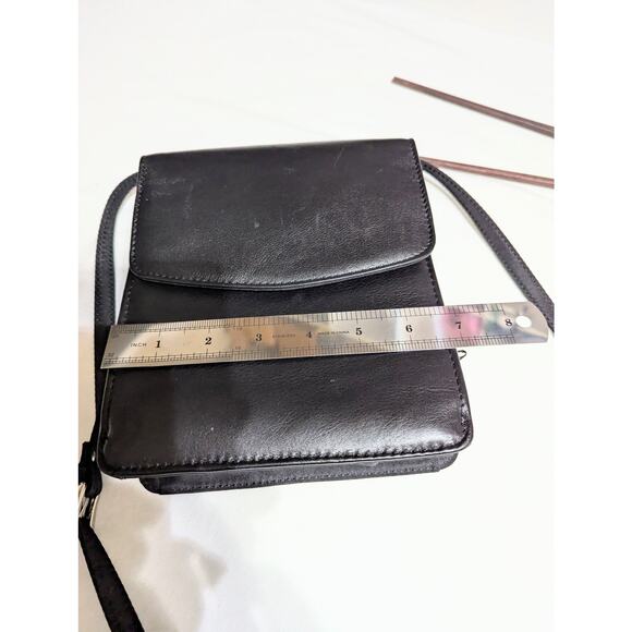 Leather crossbody purse Unbranded VGUC 8x7x3" Y2K Strap 40x42"can be smaller - Picture 4 of 13
